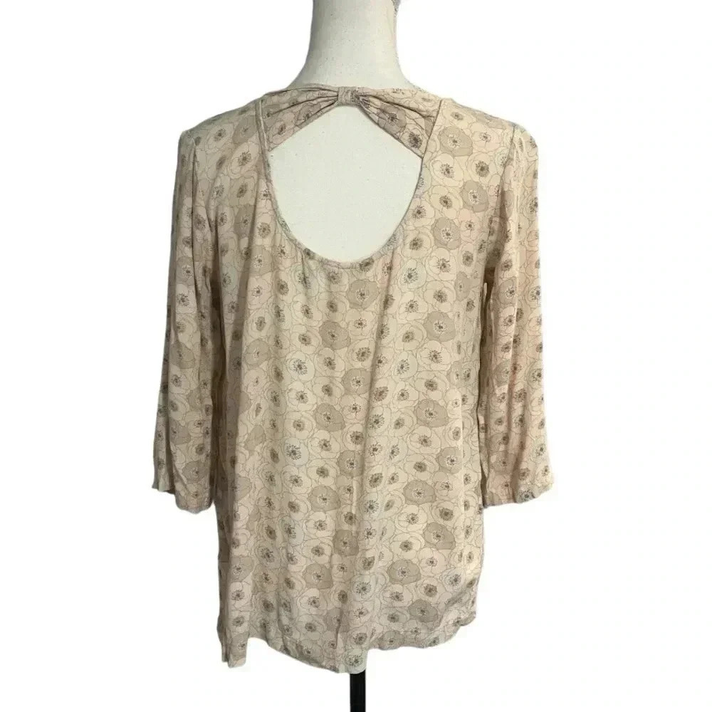 Lauren Conrad size M pullover blouse in pastels EUC - Picture 4 of 9